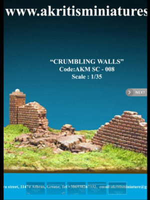 Crumbling walls (muro di recinzione diroccato)